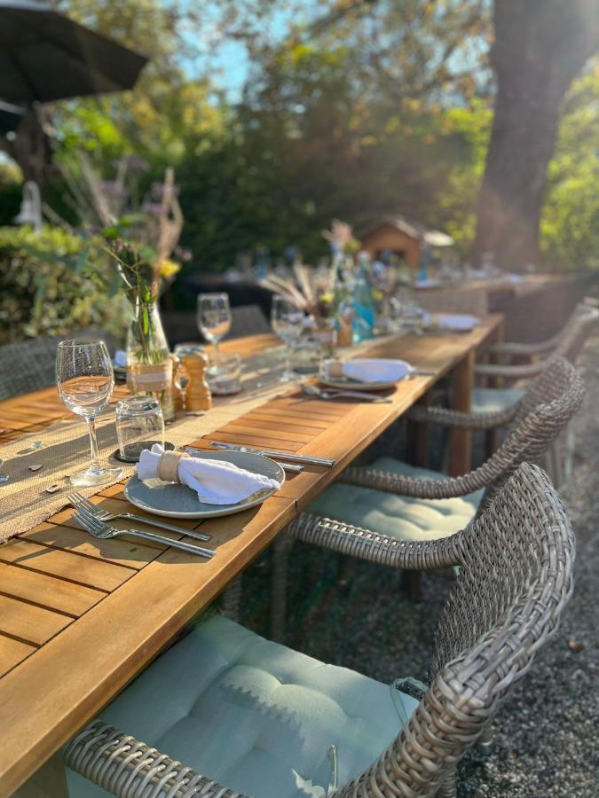 Hotel & Restaurant Gruener Baum Merzhausen Kültér fotó