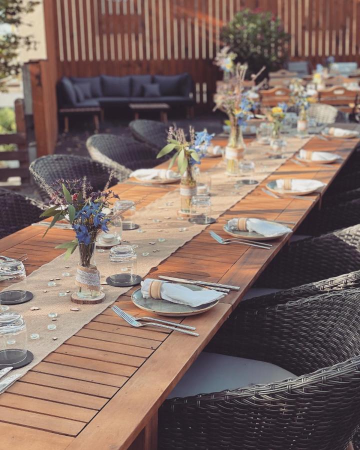 Hotel & Restaurant Gruener Baum Merzhausen Kültér fotó